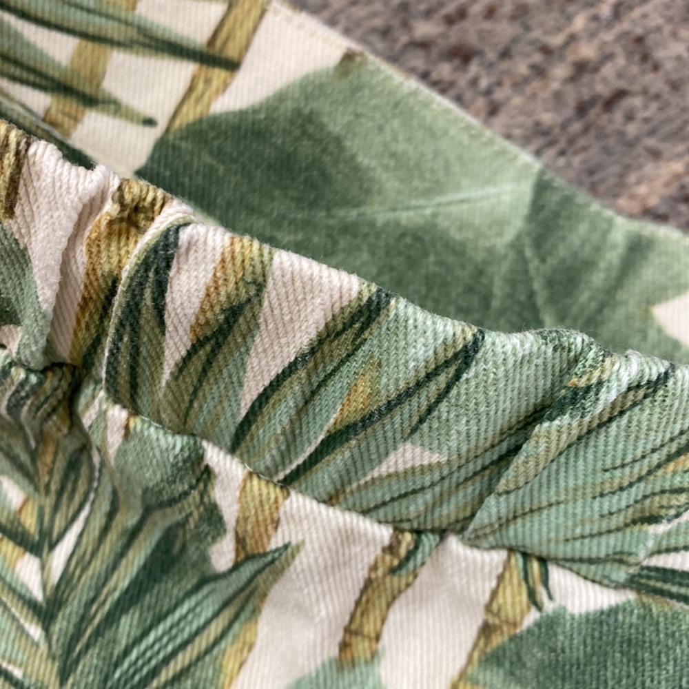 Skirt - Picture 3 of 10